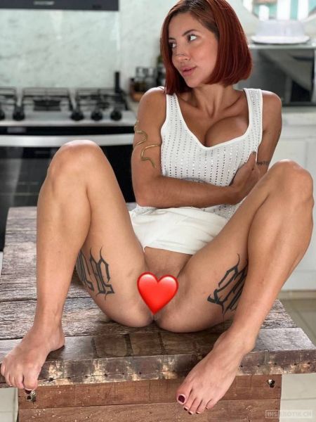 Foto 1 - Carmen Janssens Sexy nana 