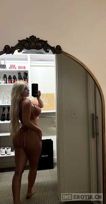 Priscilla Hey disponible pour les chauds