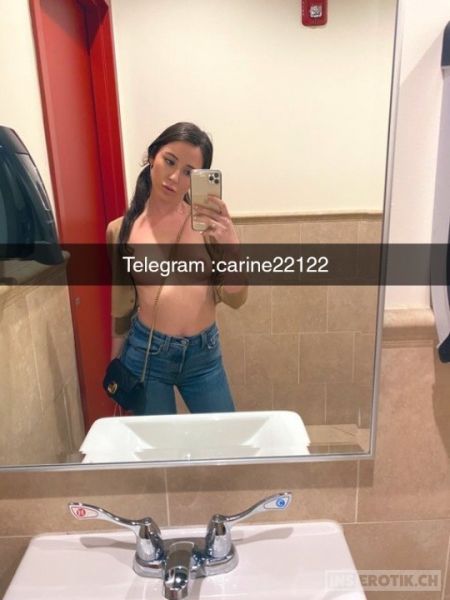 Foto 2 - Carine Eine attraktive, reife Frau steht für Ihre Bedürfnisse zur Verfügung. 