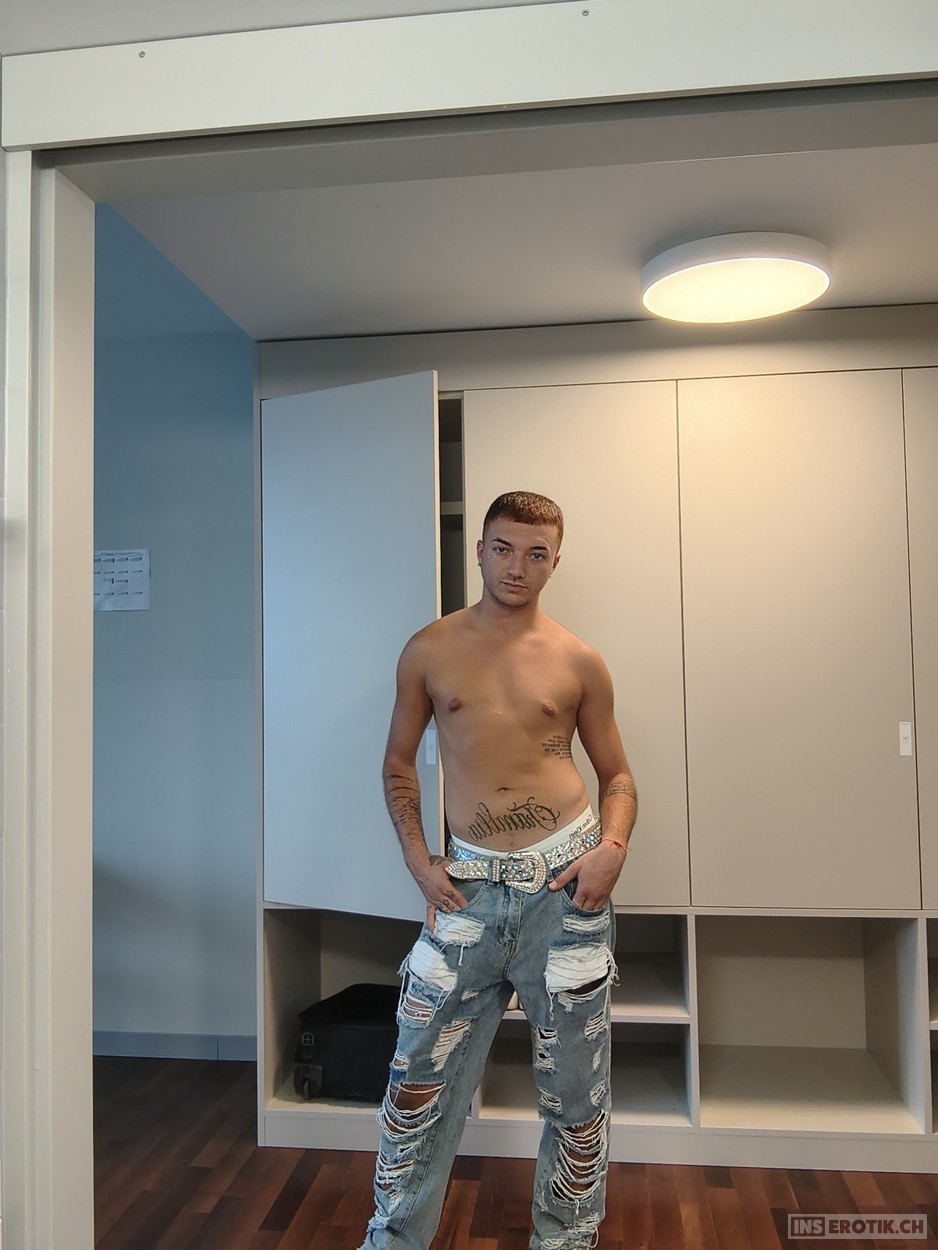 Valentin Young, Gay Sugarbabe💋 für Sugardaddy💎