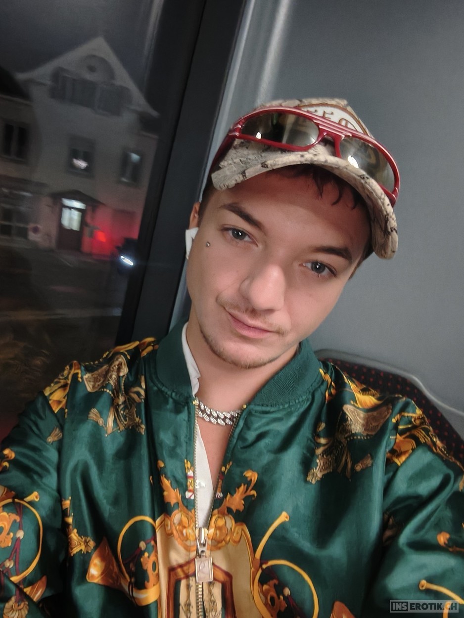 Valentin Young, Gay Sugarbabe💋 für Sugardaddy💎