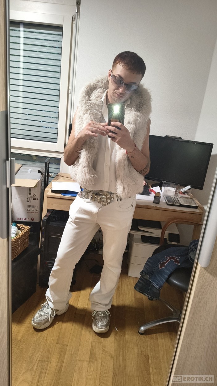 Valentin Young, Gay Sugarbabe💋 für Sugardaddy💎