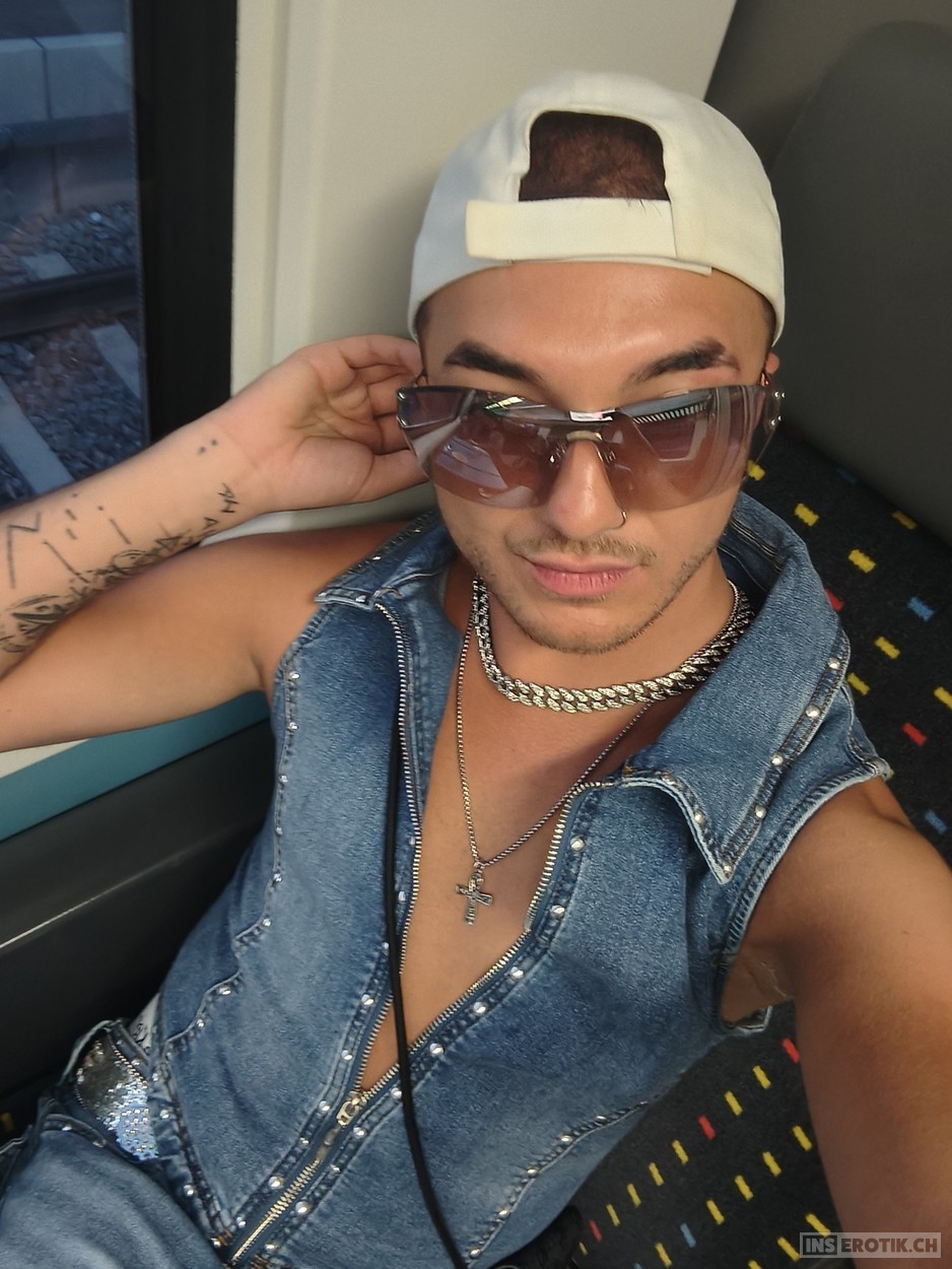 Valentin Young, Gay Sugarbabe💋 für Sugardaddy💎