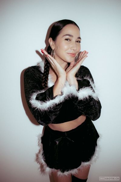 Foto 1 - Léna Sechaud Fille de joie sur Genève 