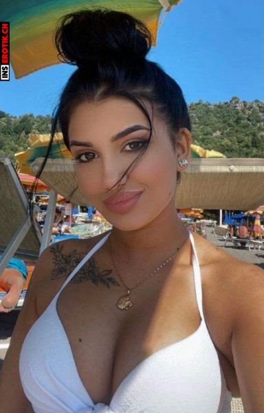 Foto 2 - Mira Klein und heißblütig