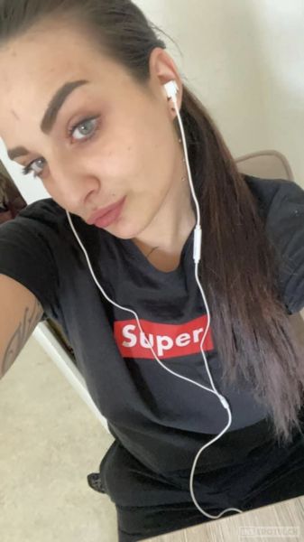 Foto 3 - Xenia versaute Kroatin schweizerin dauergeil