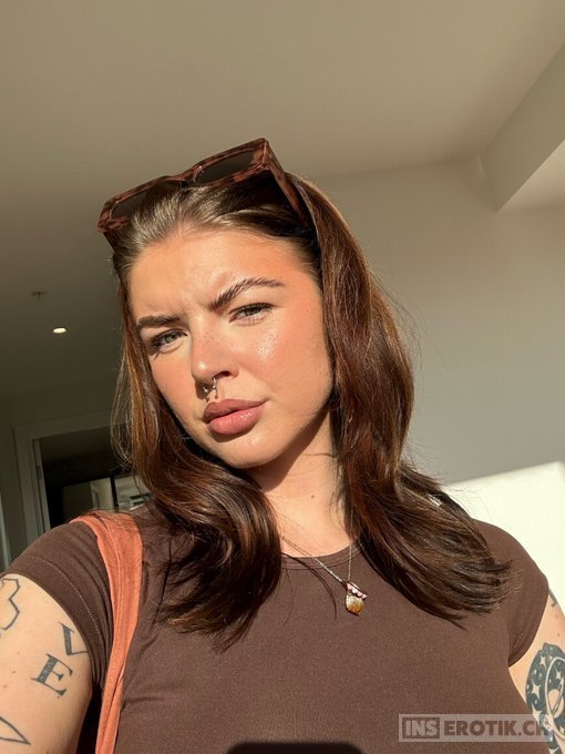 Nadia Erotik escort girl