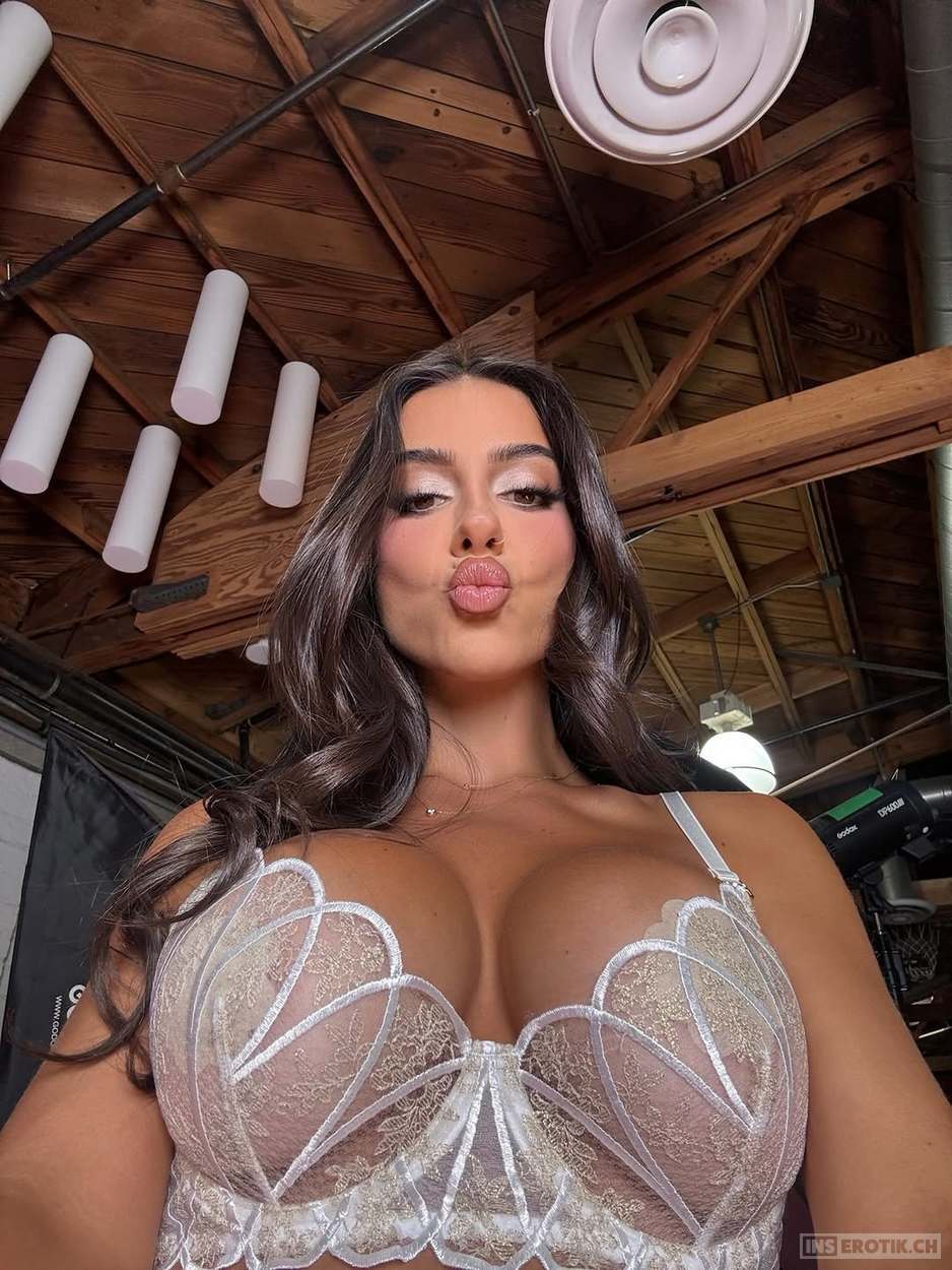 Angela Deine neue Obsession t*legram_angie23x