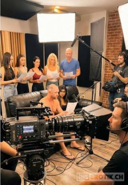 Foto 2 - Evolution Erotica casting schauspieler & schauspielerinnen – erwachsenenproduktion