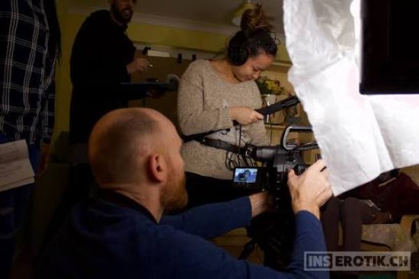 Foto 3 - Rekrutierung – Casting für Erwachsenenfilme in der Schweiz CASTING – ERWACHSENENFILME (18+)