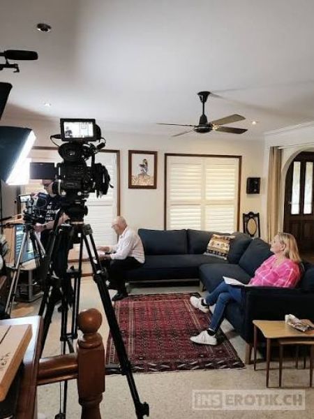 Foto 2 - Rekrutierung – Casting für Erwachsenenfilme in der Schweiz CASTING – ERWACHSENENFILME (18+)