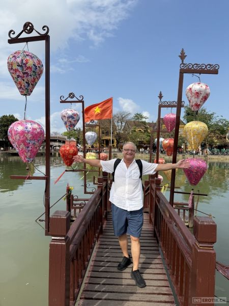 Foto 3 - Christian Gesucht kleiner Busen 