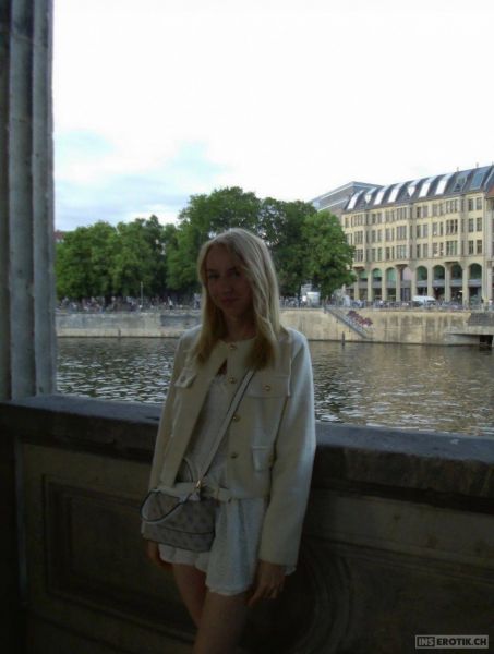 Foto 1 - Sophie Top Videos & F+/Escort/Sextreff bin 21 jährig,blond und 100% sexy